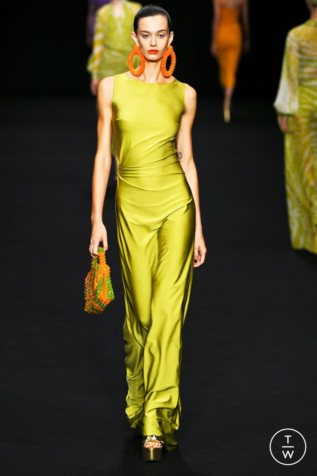 Fashion Week Milan Spring/Summer 2024 look 25 from the Chiara Boni collection womenswear