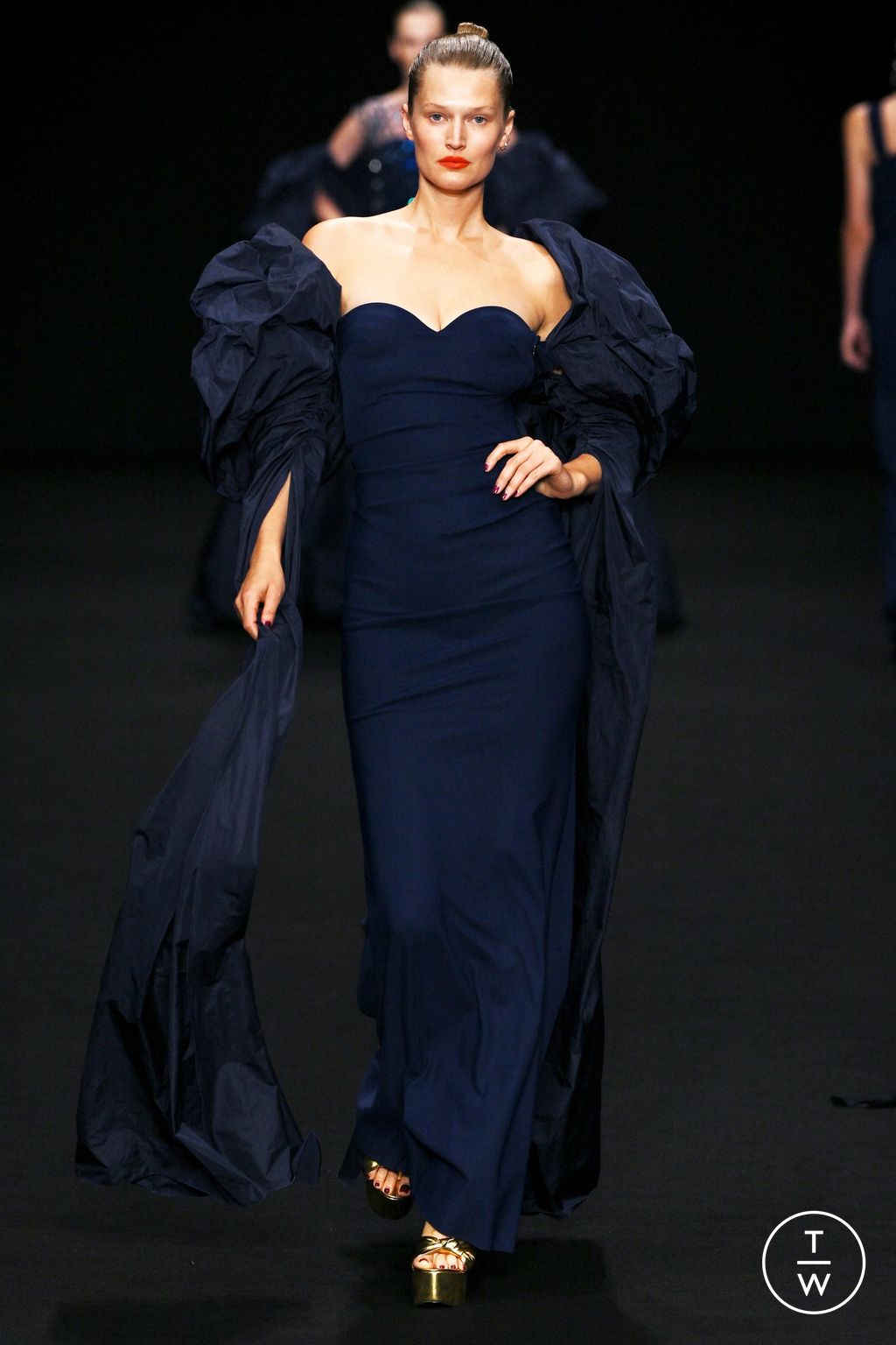 Fashion Week Milan Spring/Summer 2024 look 44 de la collection Chiara Boni womenswear