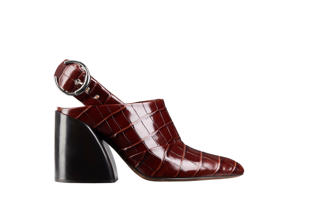 Fashion Week Paris Spring/Summer 2019 look 20 from the Chloé collection womenswear accessories