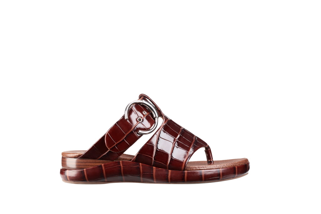 Fashion Week Paris Spring/Summer 2019 look 24 from the Chloé collection womenswear accessories