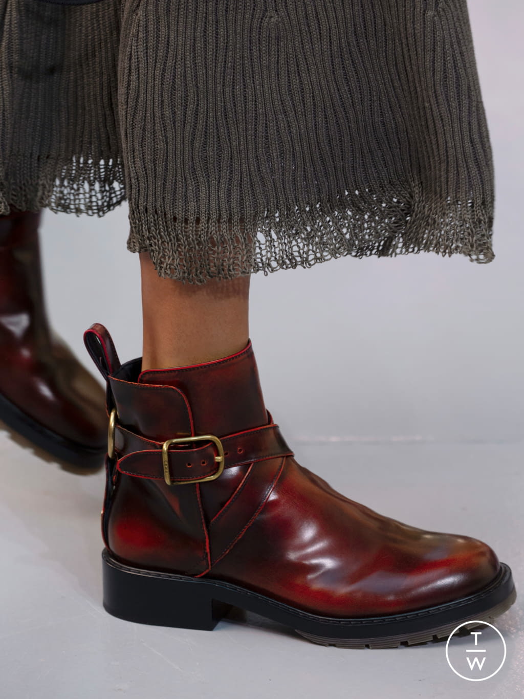 Fashion Week Paris Spring/Summer 2020 look 14 from the Chloé collection womenswear accessories