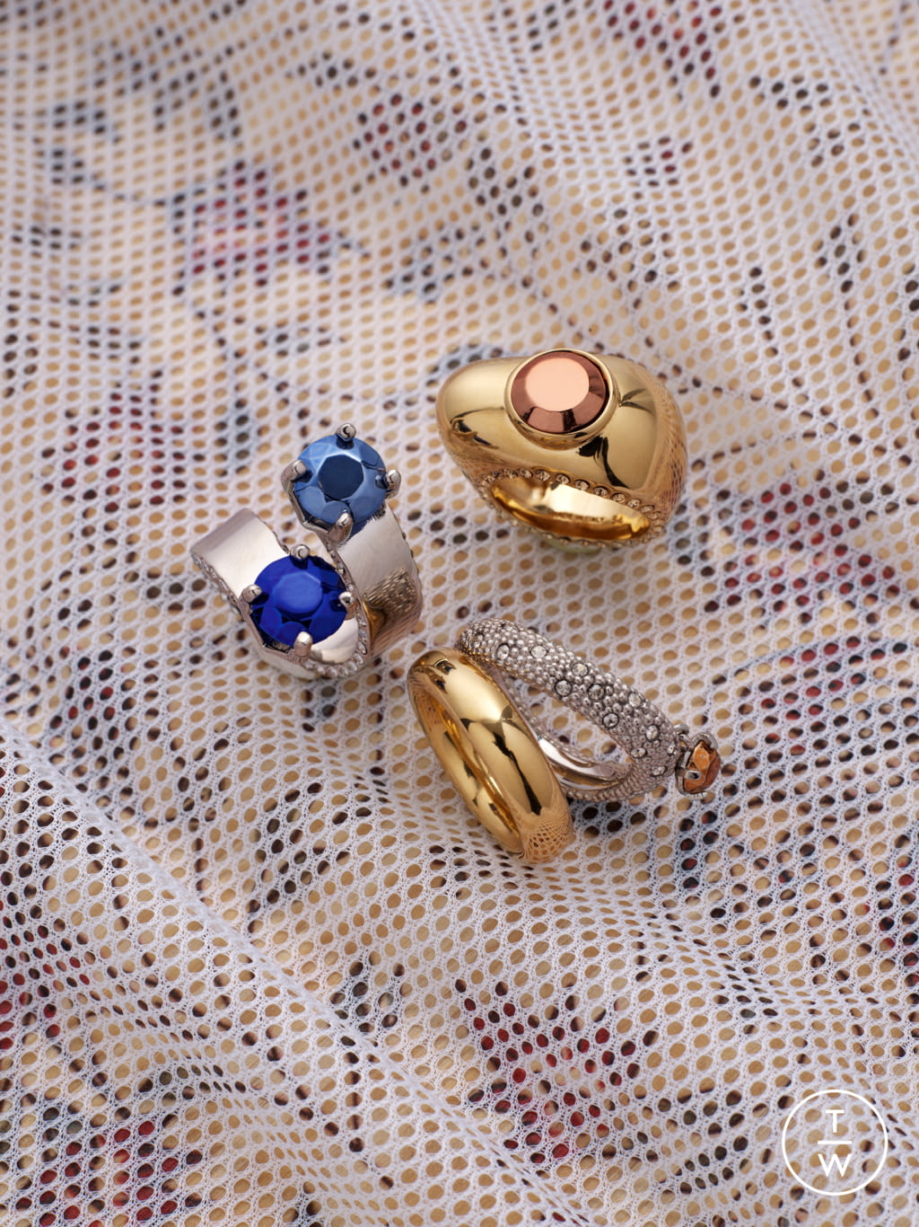 Fashion Week Paris Spring/Summer 2020 look 24 from the Chloé collection womenswear accessories