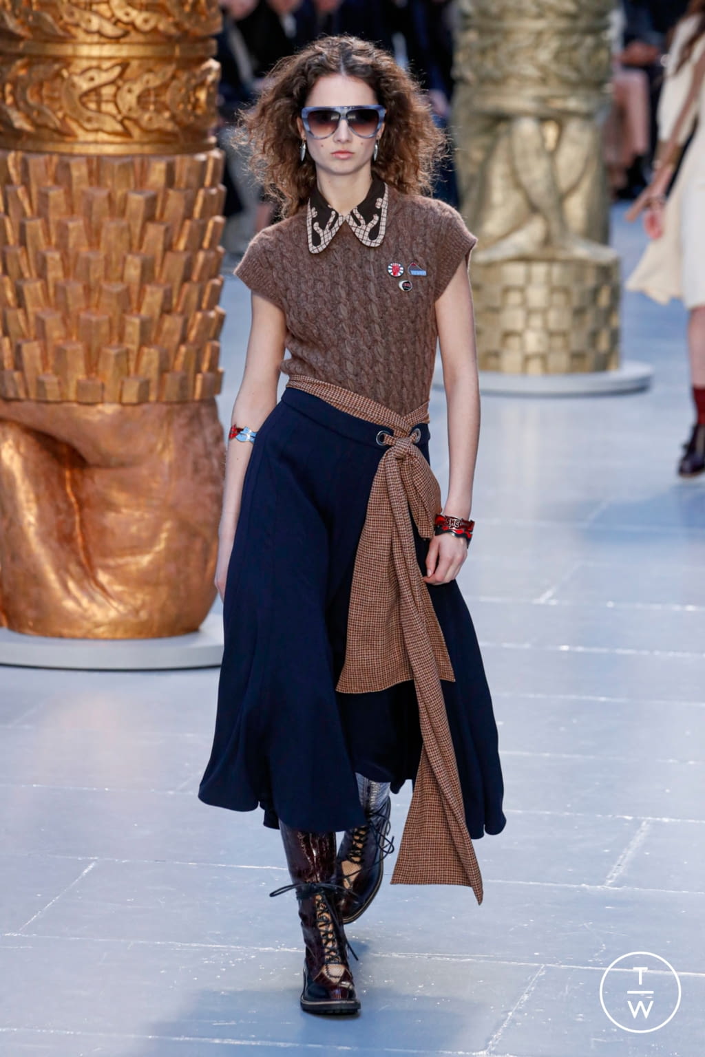 Fashion Week Paris Fall/Winter 2020 look 8 from the Chloé collection womenswear