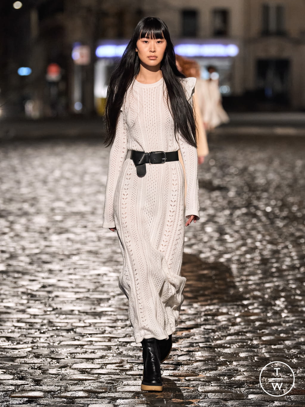 Fashion Week Paris Fall/Winter 2021 look 10 from the Chloé collection 女装