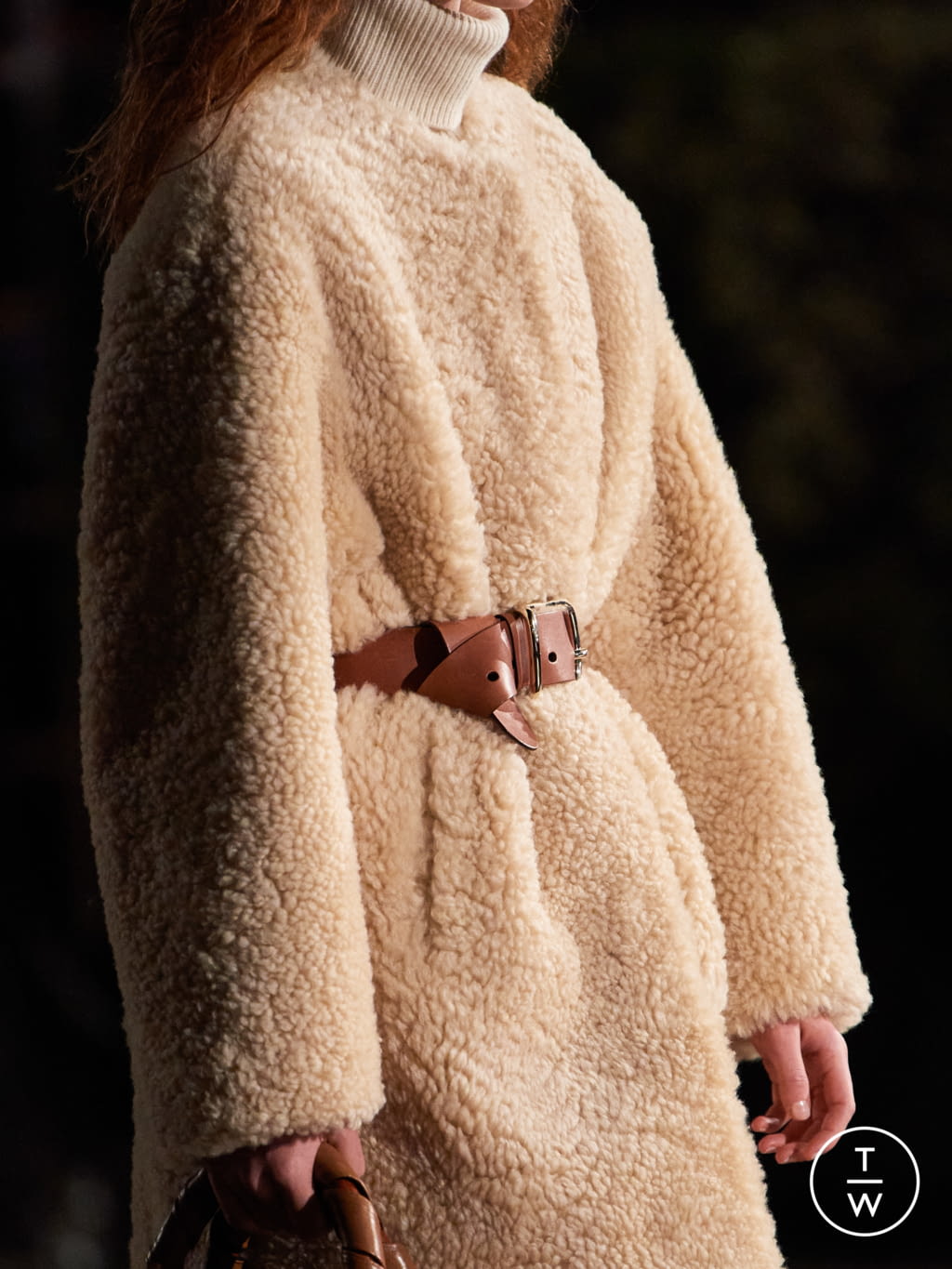 Fashion Week Paris Fall/Winter 2021 look 19 from the Chloé collection 女装配饰