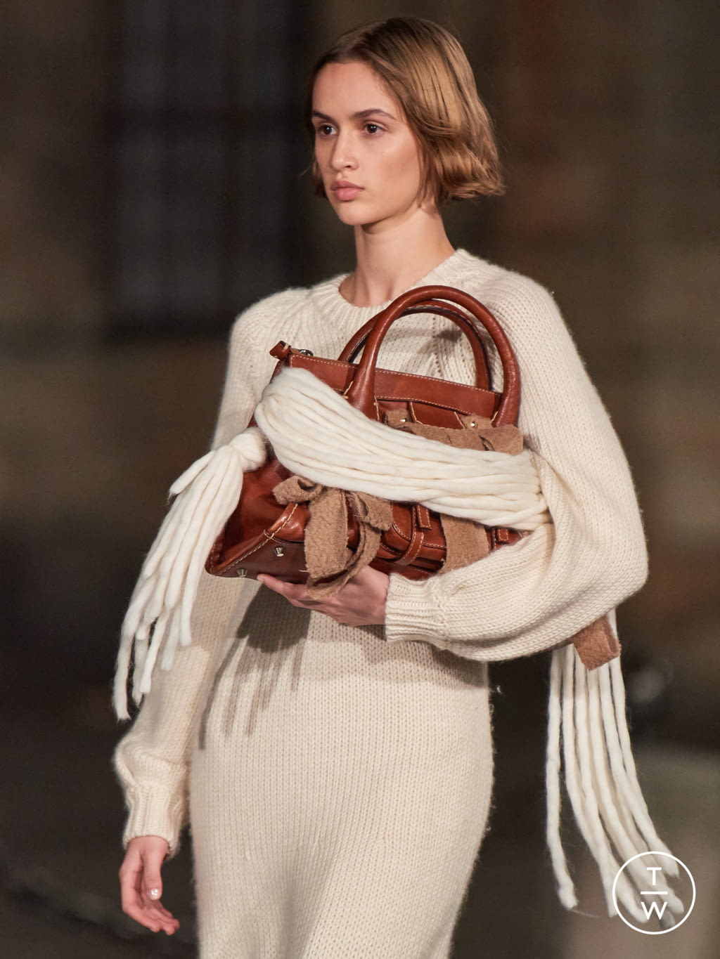 Fashion Week Paris Fall/Winter 2021 look 43 from the Chloé collection womenswear accessories