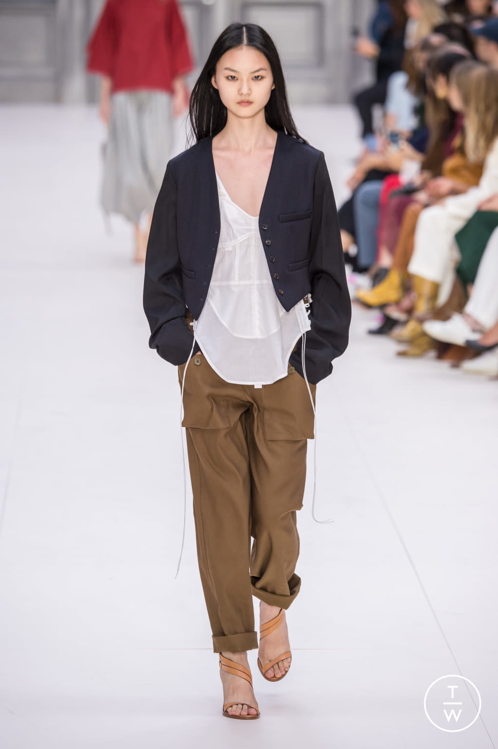 Fashion Week Paris Spring/Summer 2017 look 13 from the Chloé collection womenswear
