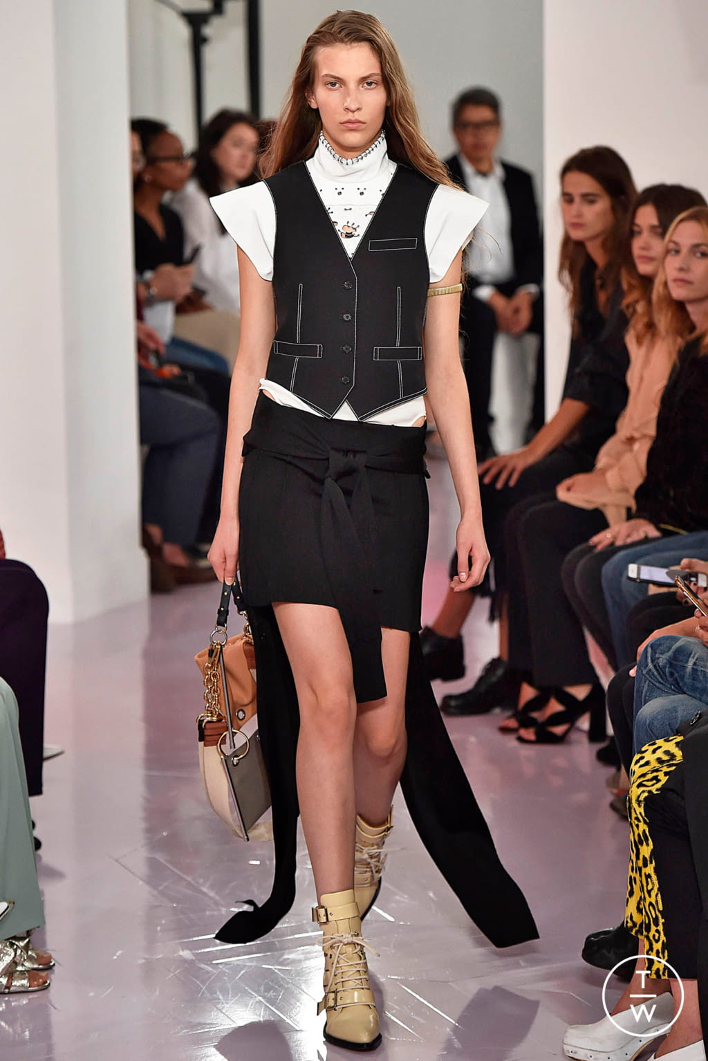 Fashion Week Paris Spring/Summer 2018 look 5 de la collection Chloé womenswear