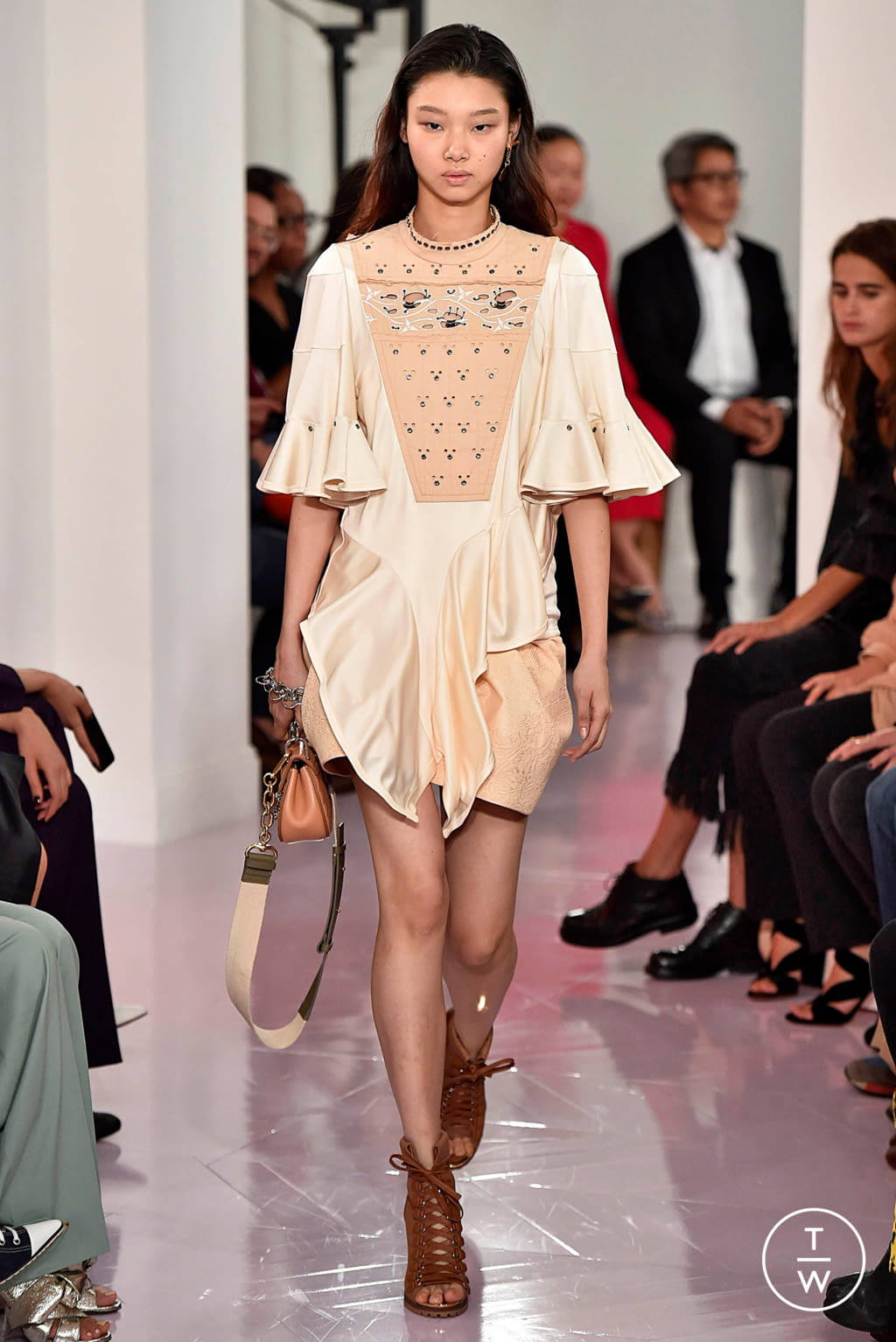 Fashion Week Paris Spring/Summer 2018 look 18 de la collection Chloé womenswear