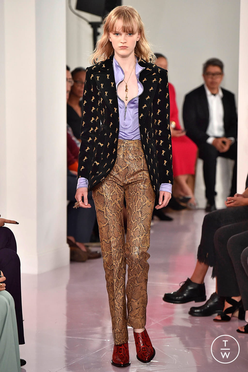 Fashion Week Paris Spring/Summer 2018 look 27 de la collection Chloé womenswear
