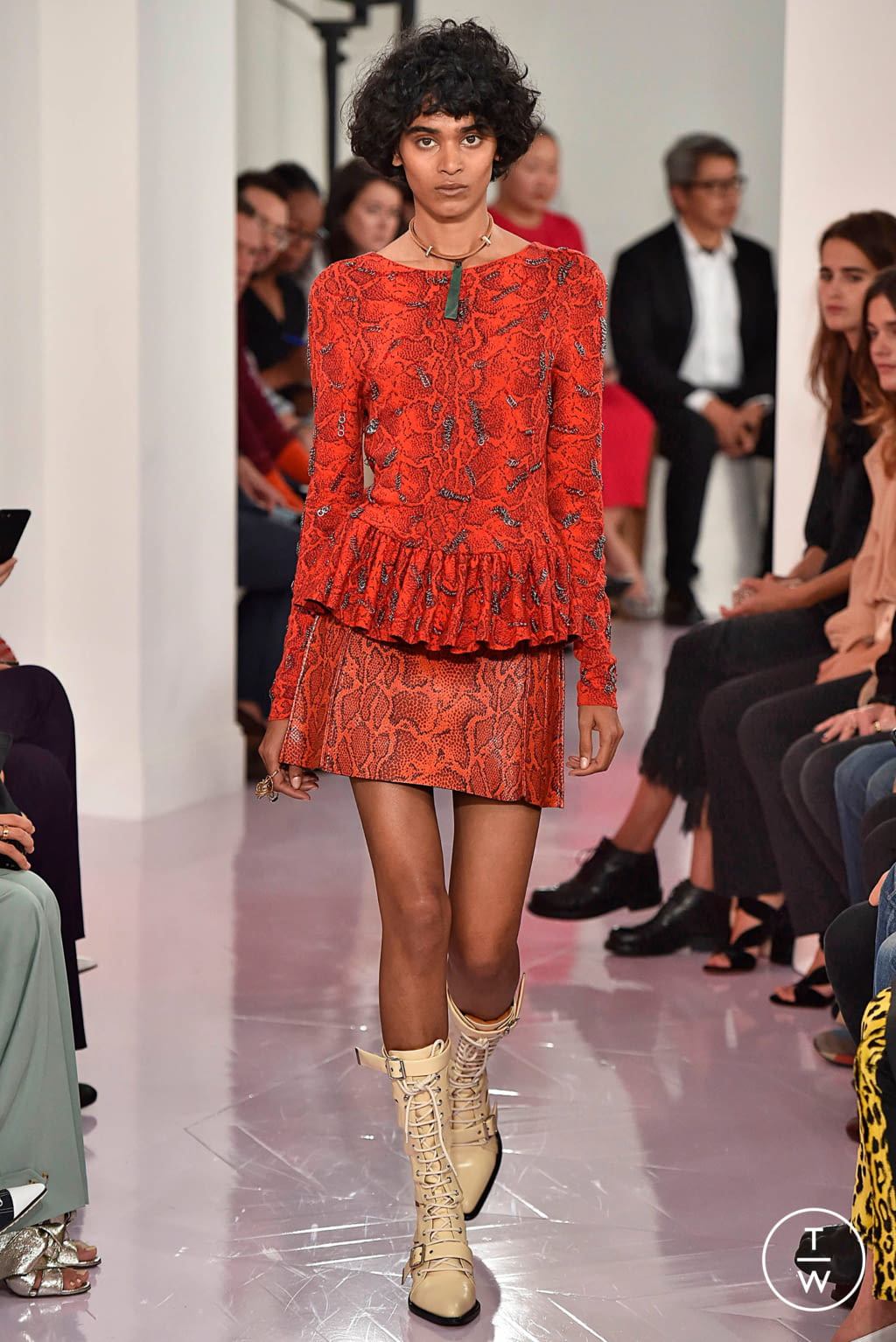 Fashion Week Paris Spring/Summer 2018 look 32 de la collection Chloé womenswear