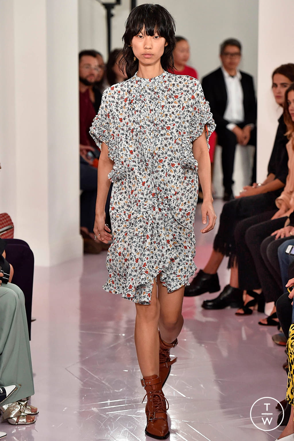 Fashion Week Paris Spring/Summer 2018 look 38 de la collection Chloé womenswear