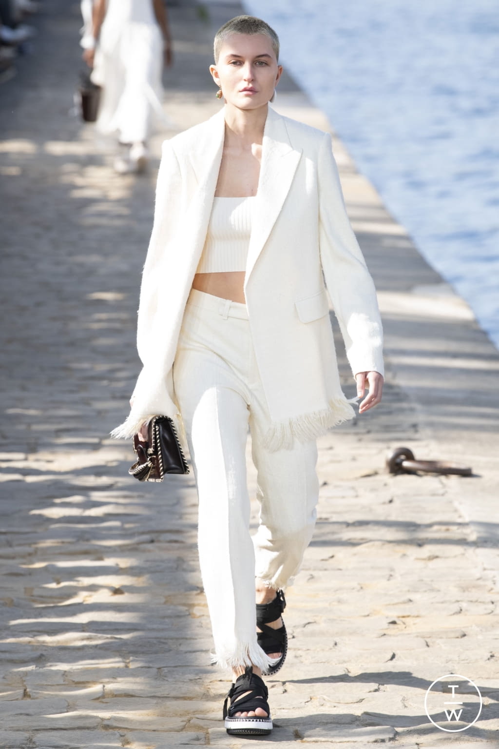 Fashion Week Paris Spring/Summer 2022 look 3 from the Chloé collection womenswear