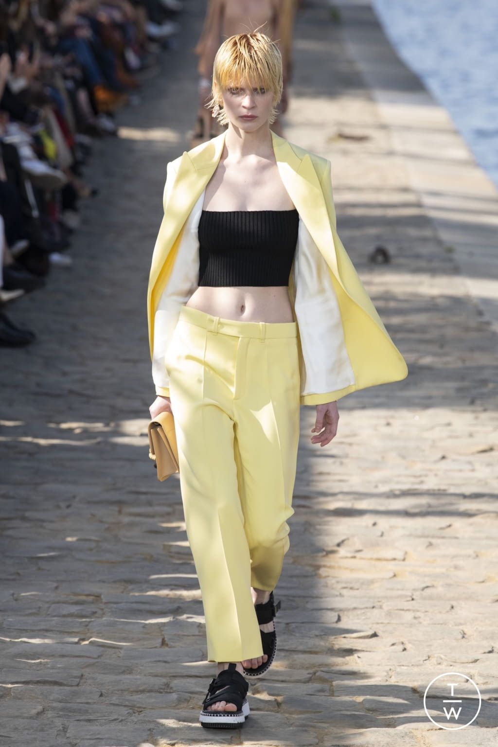 Fashion Week Paris Spring/Summer 2022 look 5 from the Chloé collection 女装