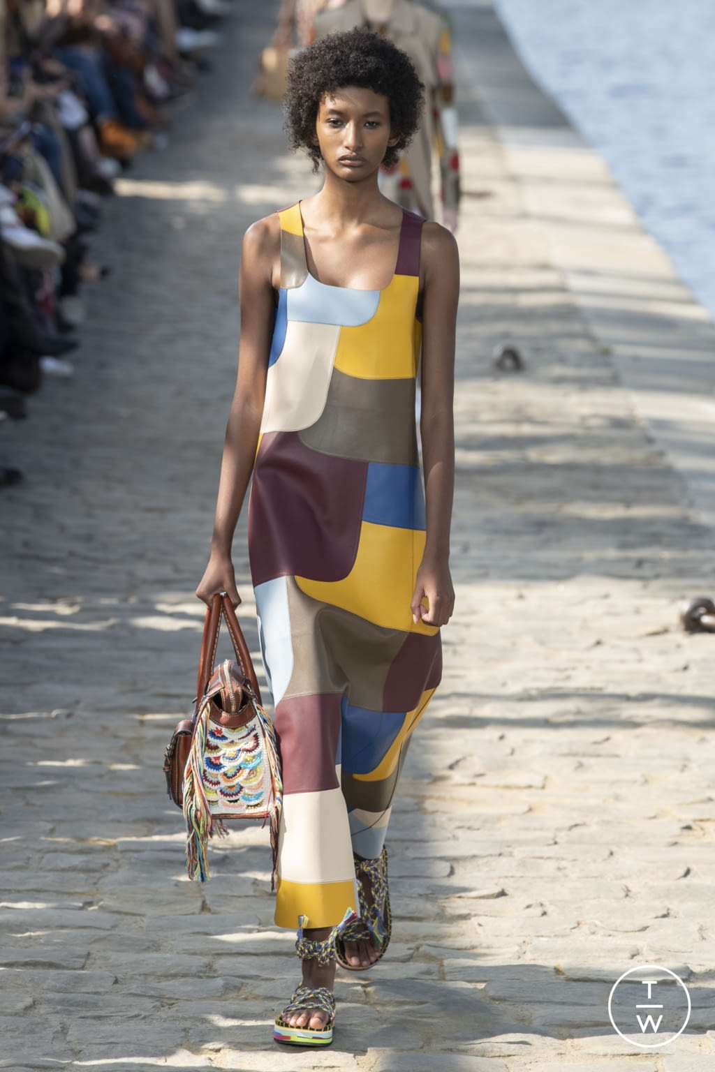 Fashion Week Paris Spring/Summer 2022 look 9 from the Chloé collection 女装