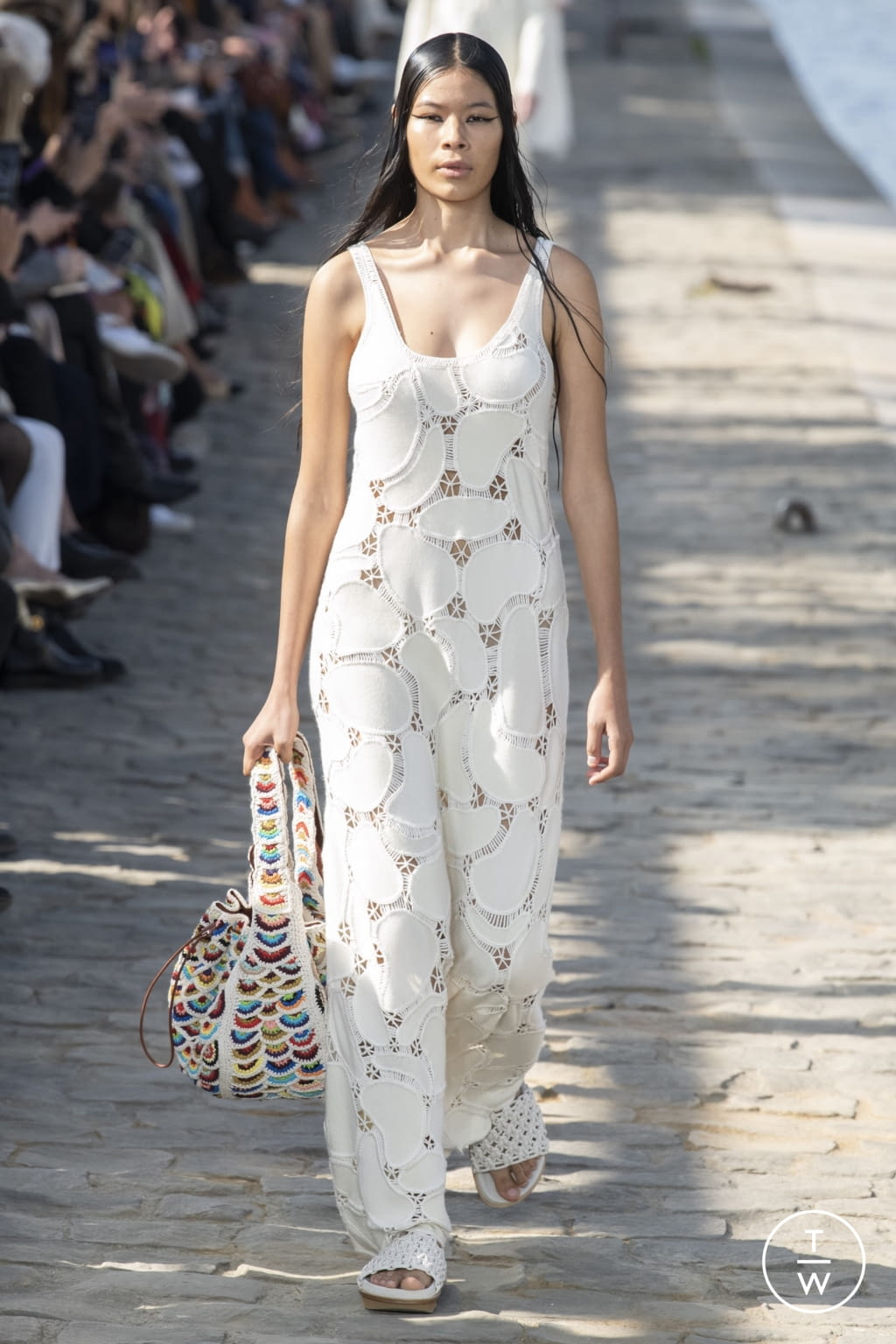 Fashion Week Paris Spring/Summer 2022 look 13 from the Chloé collection womenswear