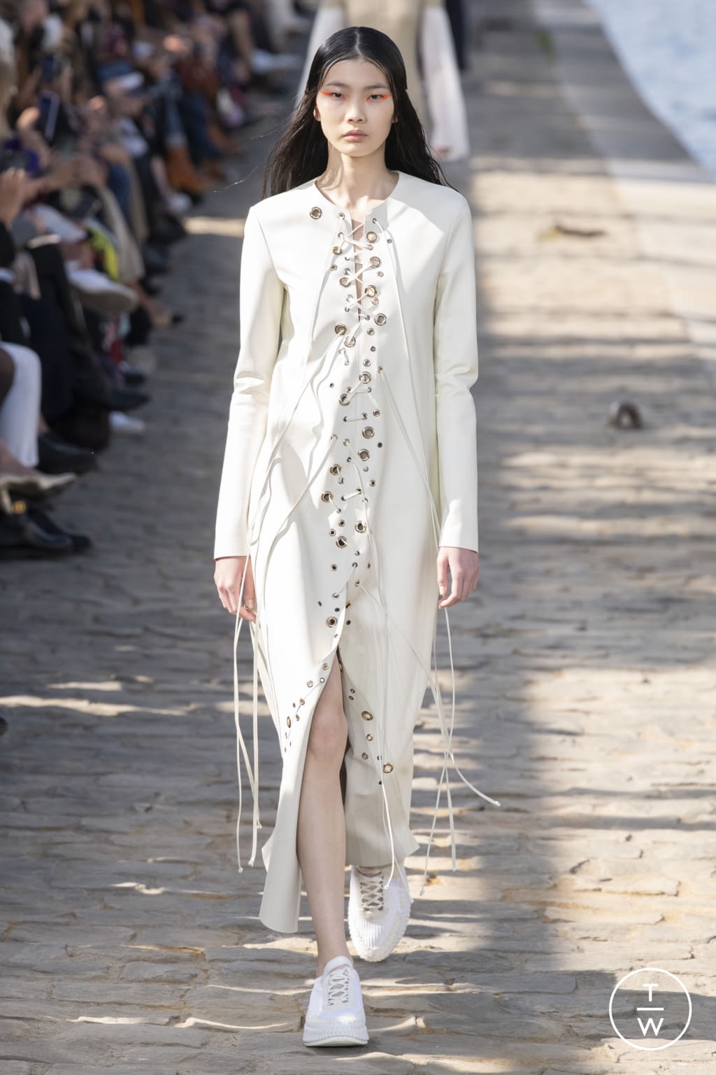 Fashion Week Paris Spring/Summer 2022 look 14 from the Chloé collection 女装