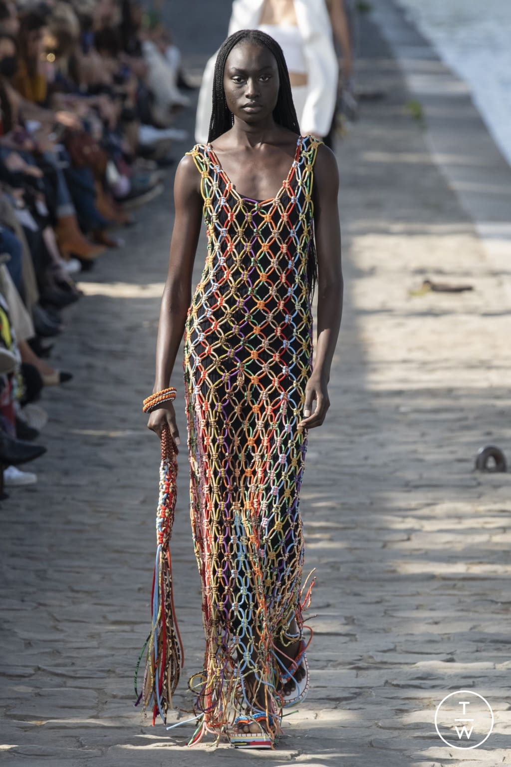 Fashion Week Paris Spring/Summer 2022 look 25 from the Chloé collection womenswear