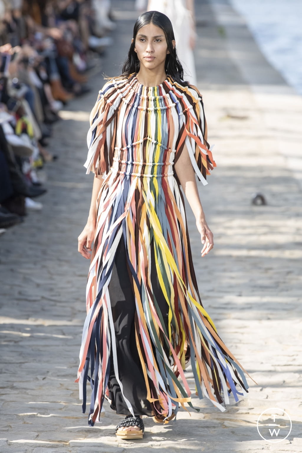 Fashion Week Paris Spring/Summer 2022 look 29 from the Chloé collection 女装