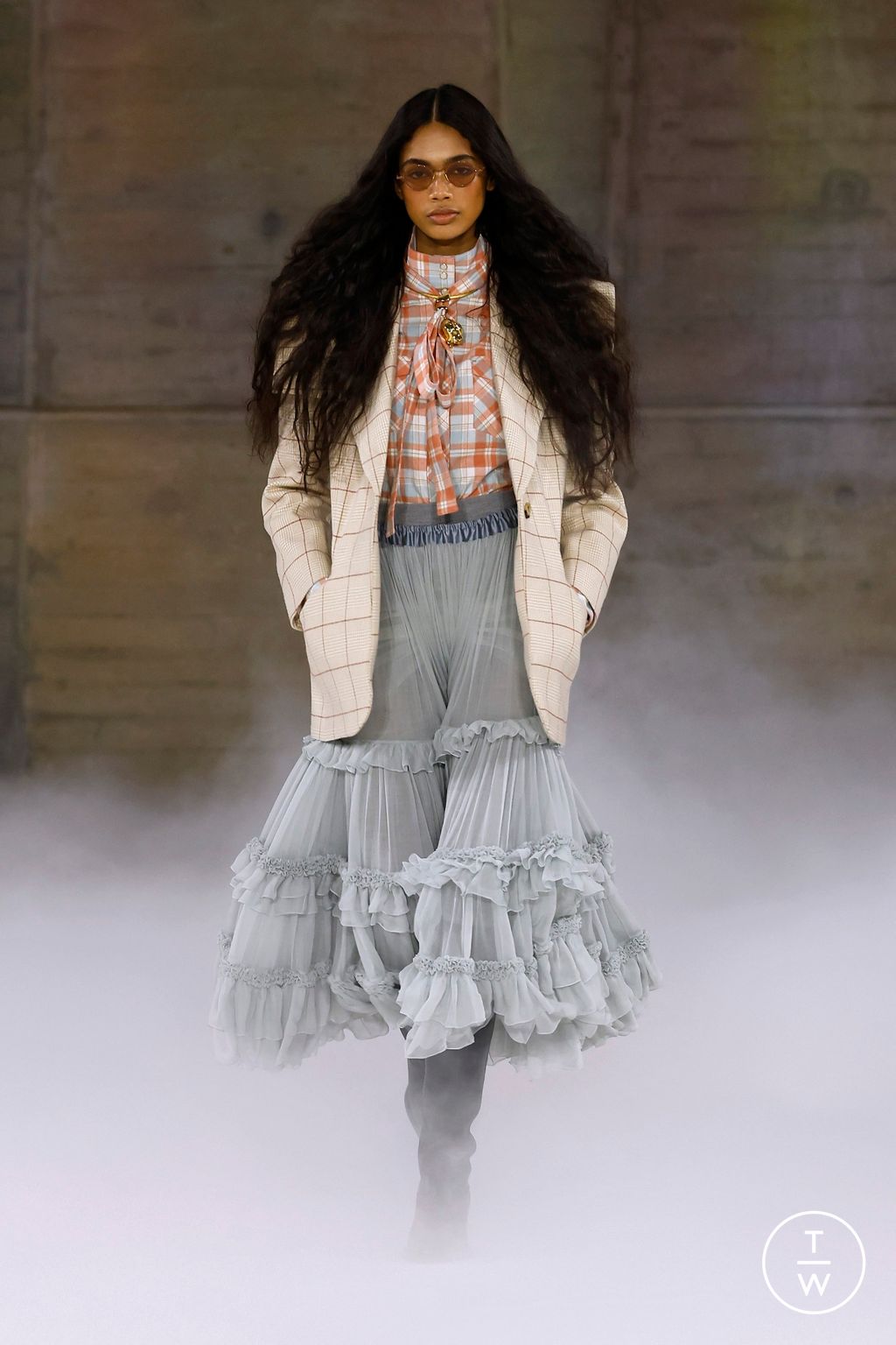 Fashion Week Paris Fall/Winter 2026 look 3 from the Chloé collection womenswear