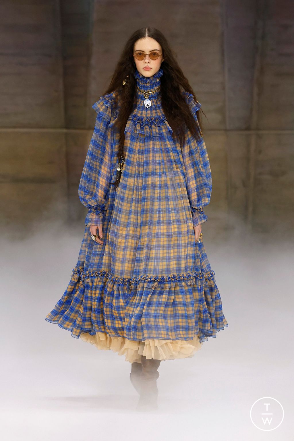 Fashion Week Paris Fall/Winter 2026 look 6 from the Chloé collection womenswear