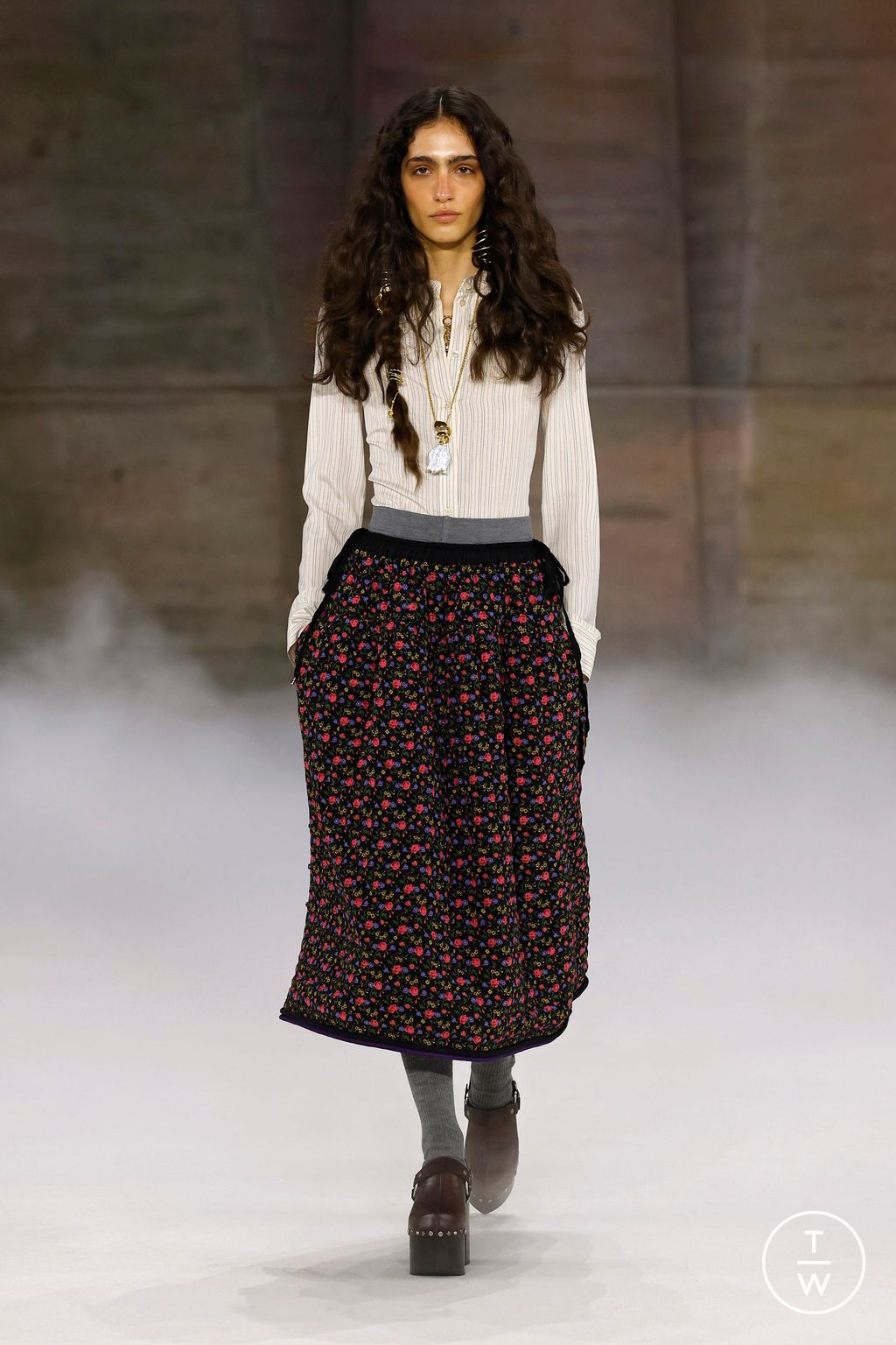 Fashion Week Paris Fall/Winter 2026 look 20 from the Chloé collection 女装