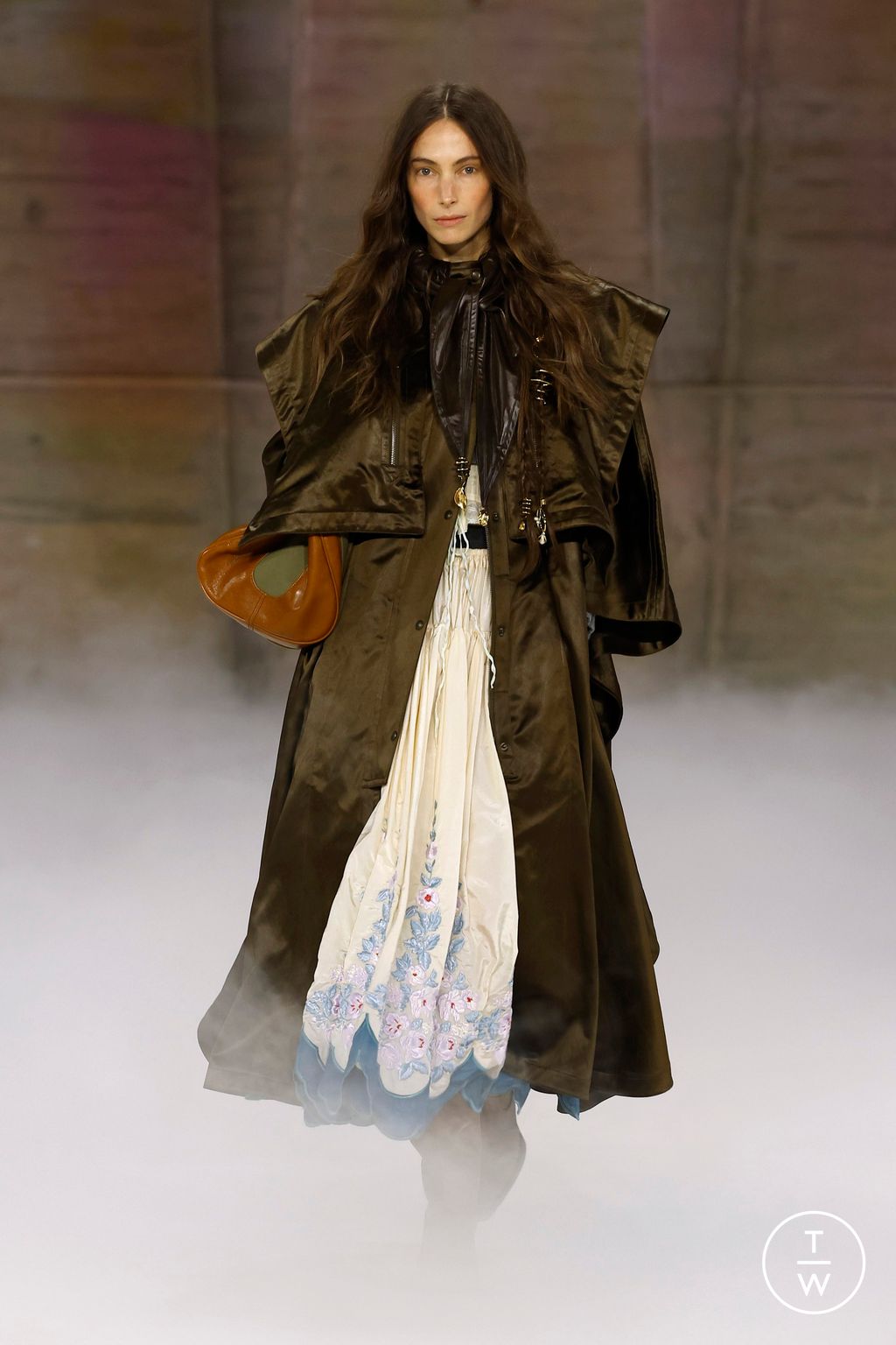 Fashion Week Paris Fall/Winter 2026 look 38 from the Chloé collection 女装