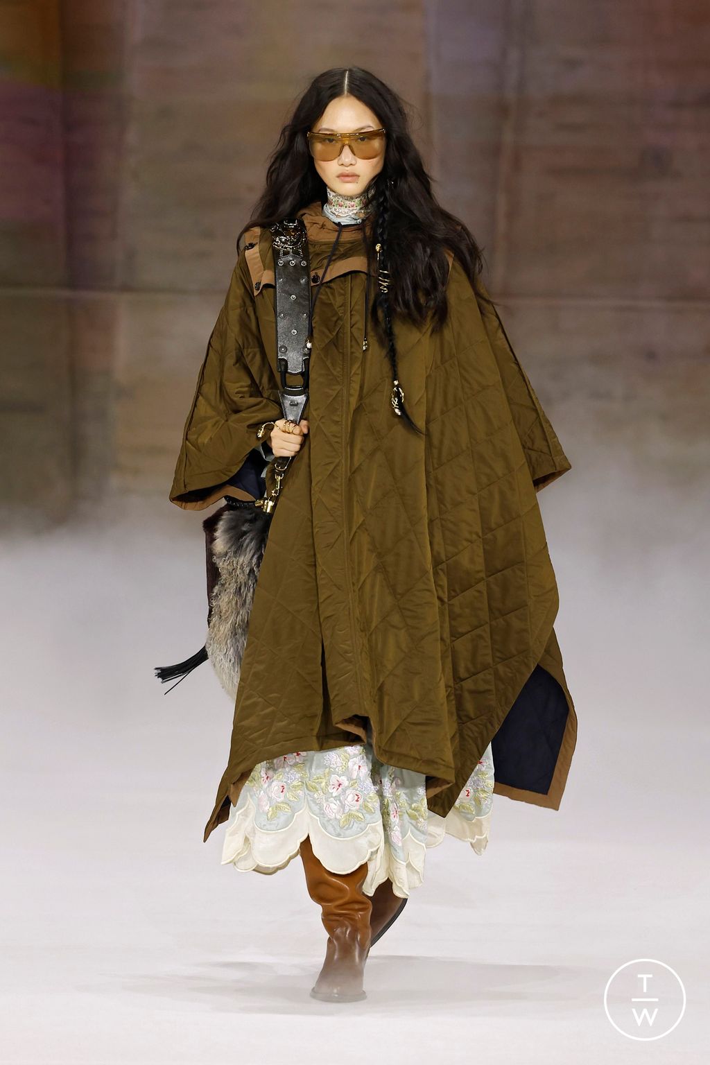 Fashion Week Paris Fall/Winter 2026 look 40 from the Chloé collection 女装
