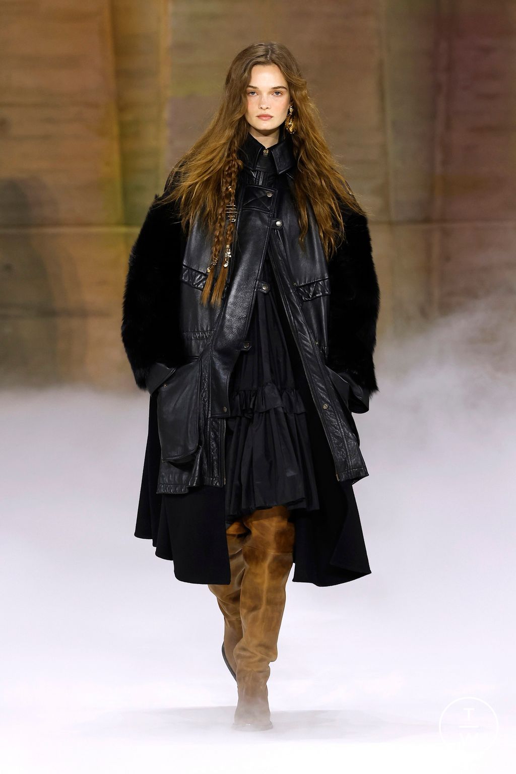 Fashion Week Paris Fall/Winter 2026 look 44 from the Chloé collection 女装