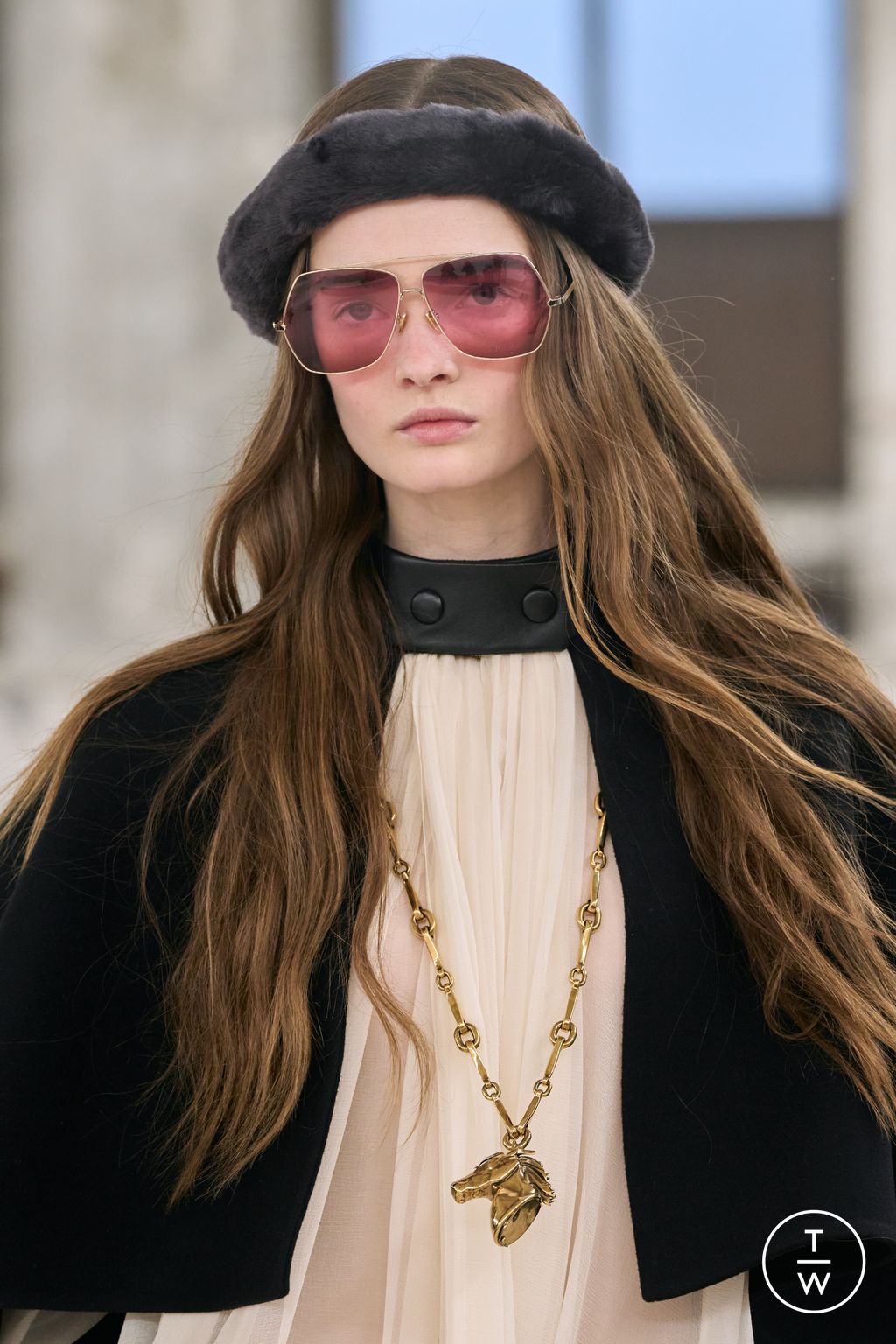 Fashion Week Paris Fall/Winter 2024 look 44 from the Chloé collection womenswear accessories