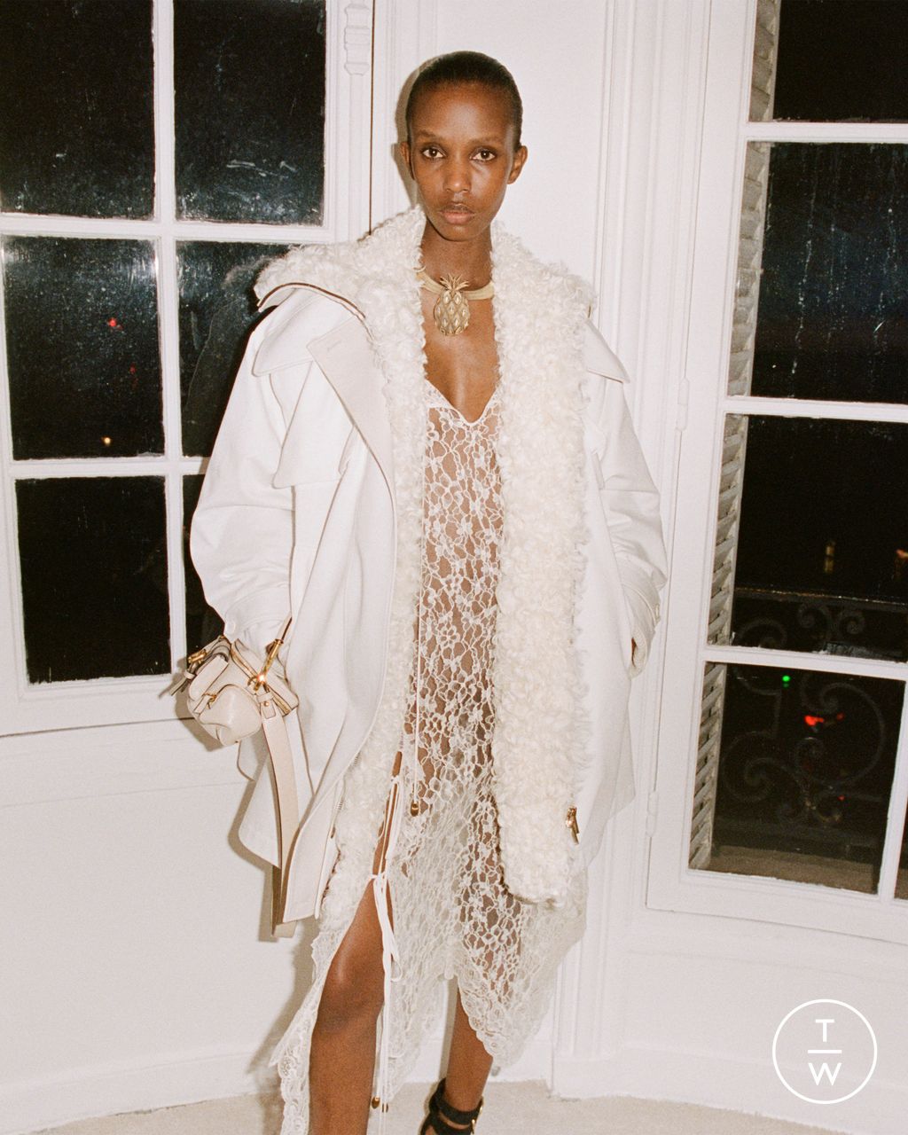 Fashion Week Paris Pre-Fall 2024 look 21 from the Chloé collection womenswear