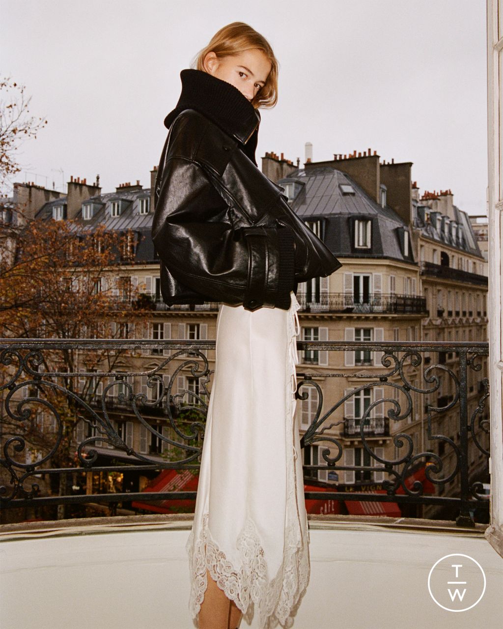 Fashion Week Paris Pre-Fall 2024 look 3 from the Chloé collection 女装