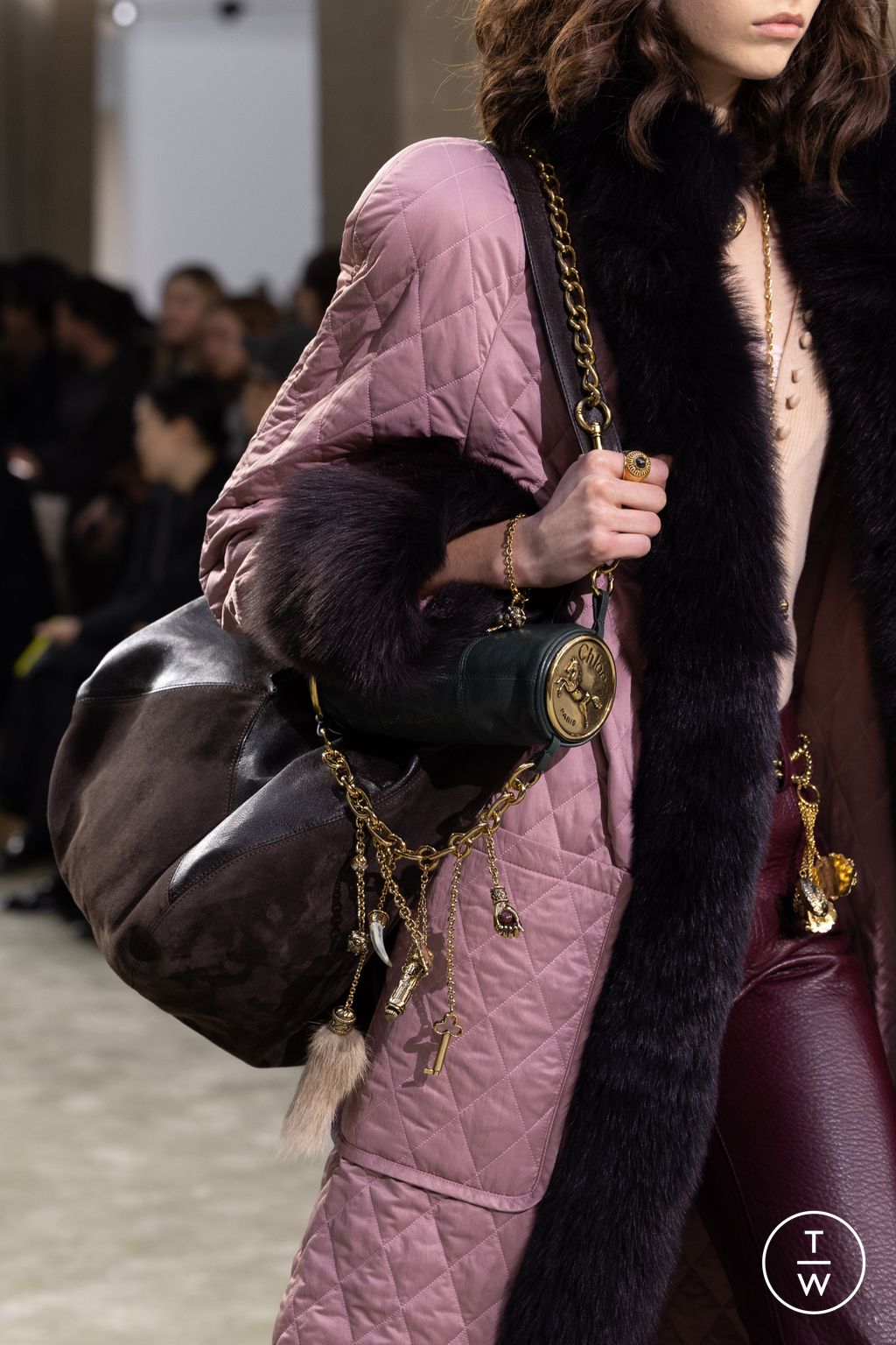 Fashion Week Paris Fall/Winter 2025 look 7 from the Chloé collection womenswear accessories