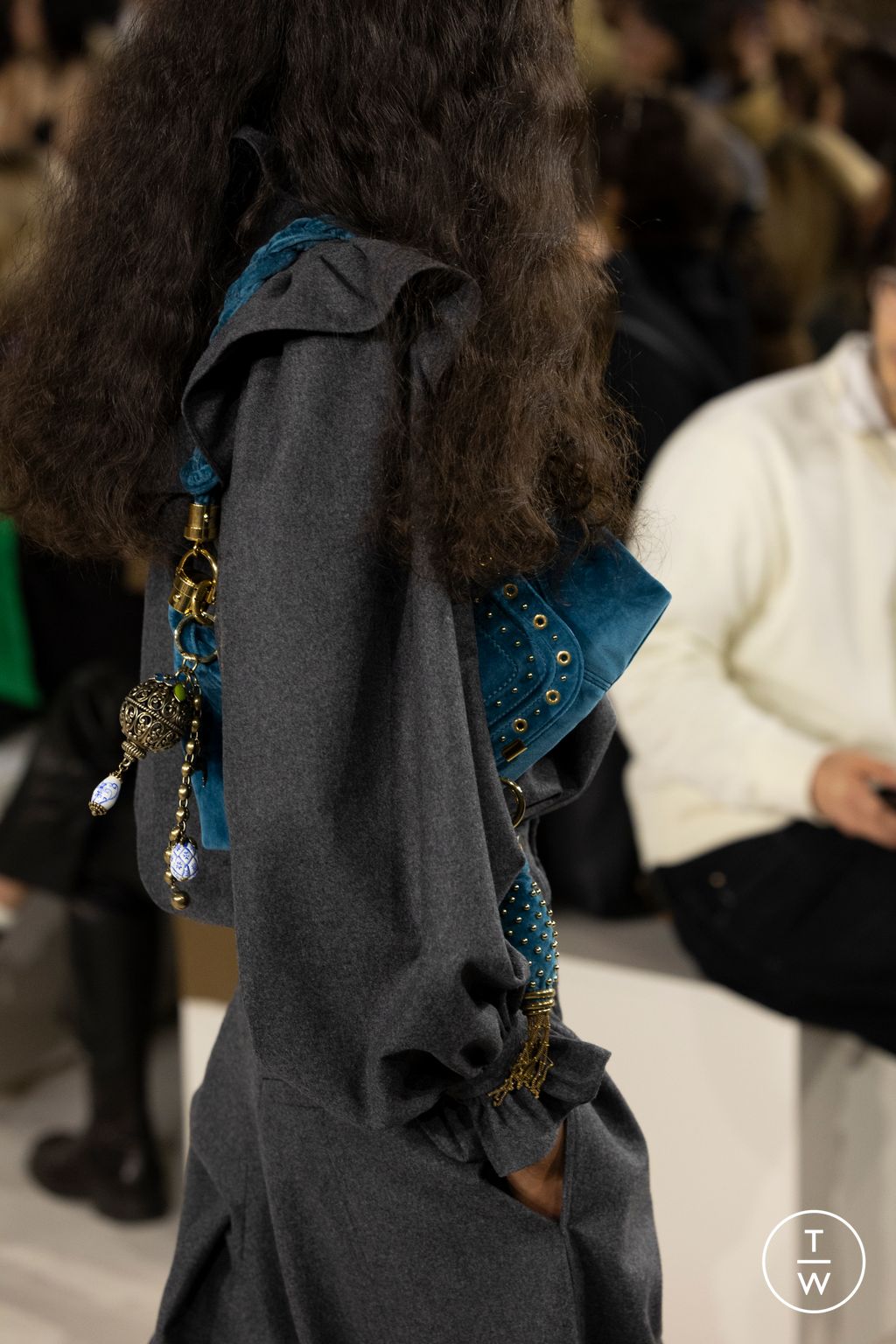 Fashion Week Paris Fall/Winter 2026 look 32 de la collection Chloé womenswear accessories