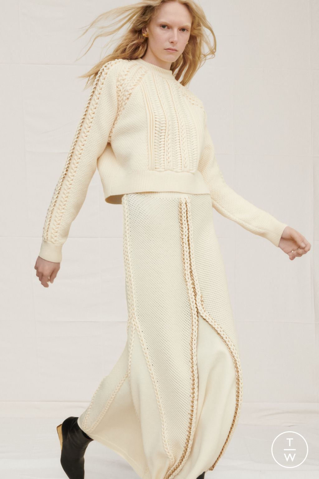 Fashion Week Paris Resort 2024 look 11 from the Chloé collection womenswear