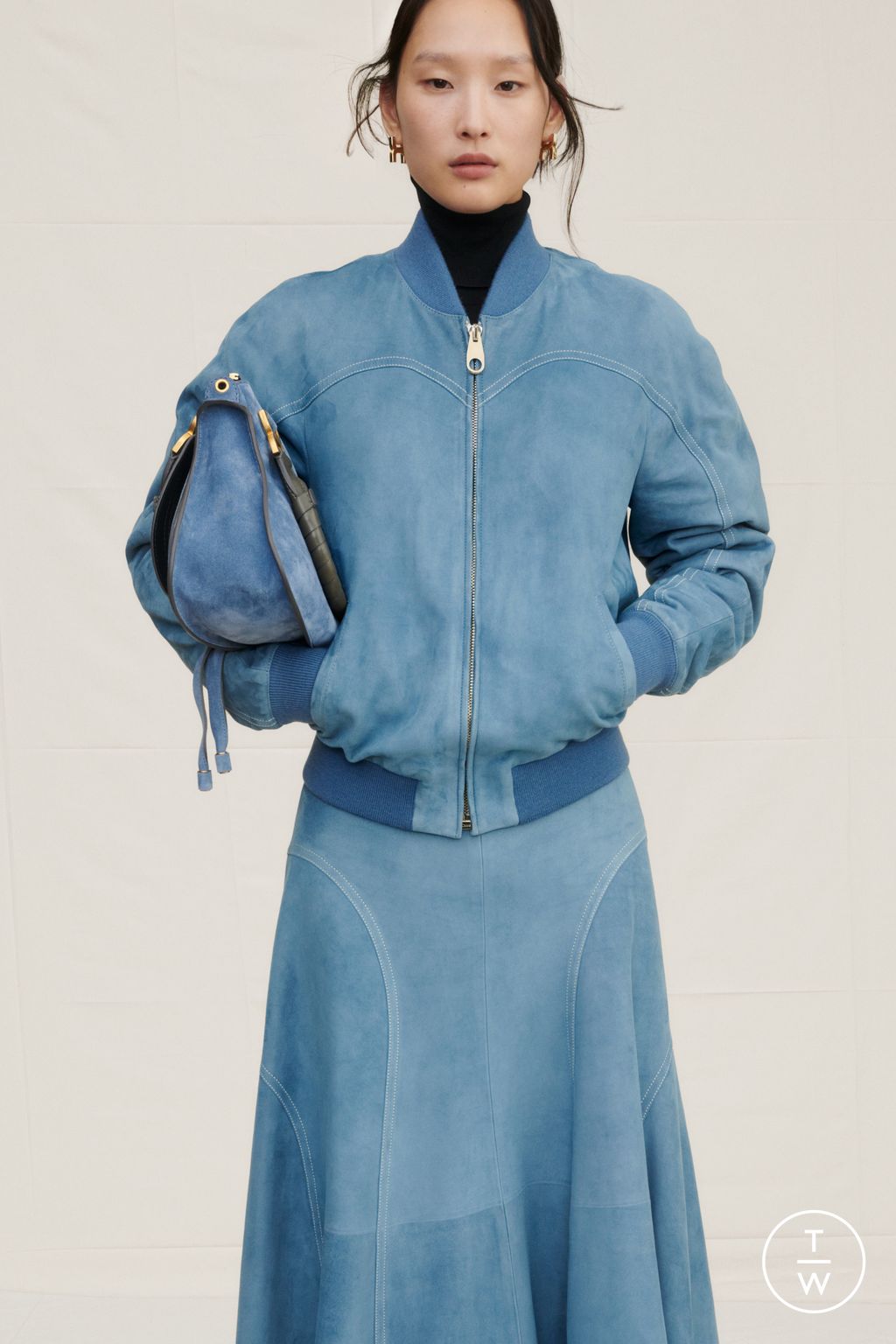 Fashion Week Paris Resort 2024 look 16 from the Chloé collection womenswear