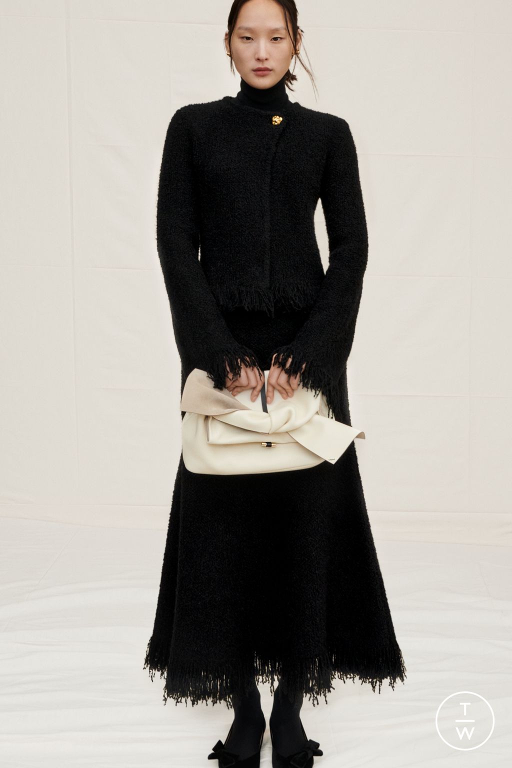 Fashion Week Paris Resort 2024 look 3 from the Chloé collection womenswear