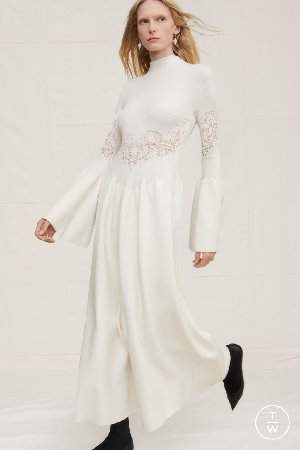 Fashion Week Paris Resort 2024 look 5 from the Chloé collection 女装