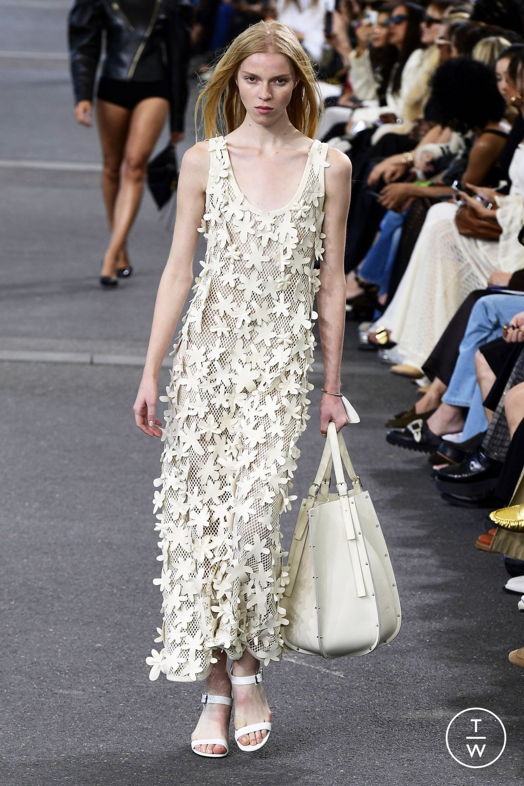 Fashion Week Paris Spring/Summer 2024 look 8 from the Chloé collection 女装