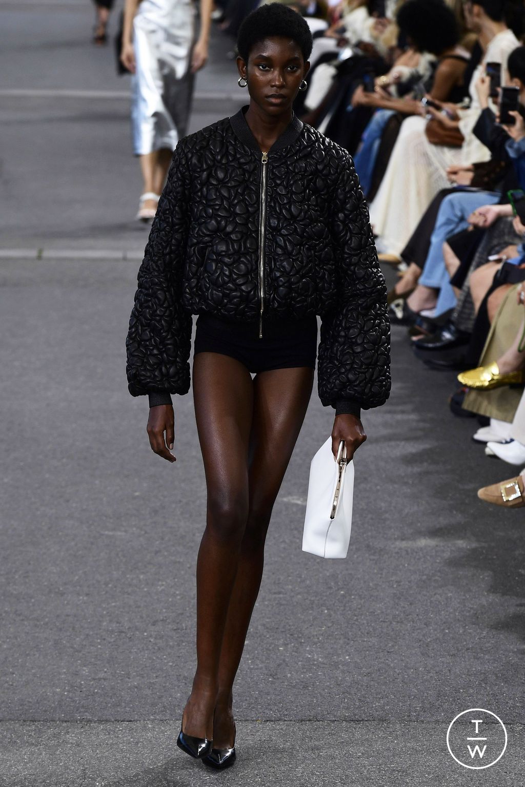 Fashion Week Paris Spring/Summer 2024 look 11 from the Chloé collection 女装