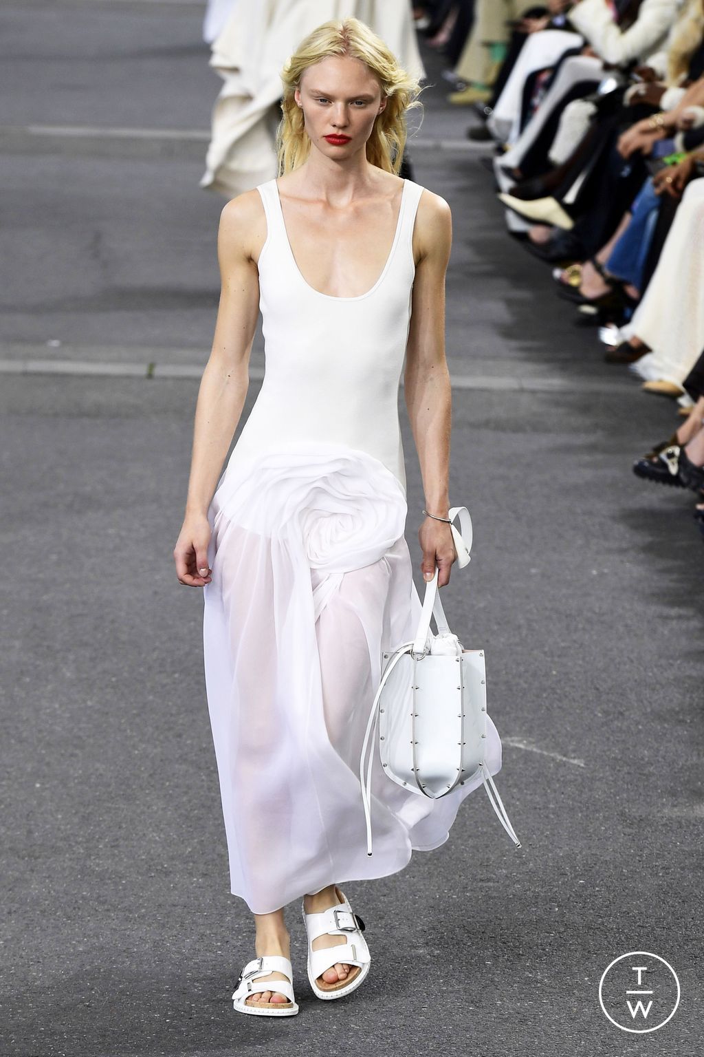 Fashion Week Paris Spring/Summer 2024 look 31 from the Chloé collection 女装