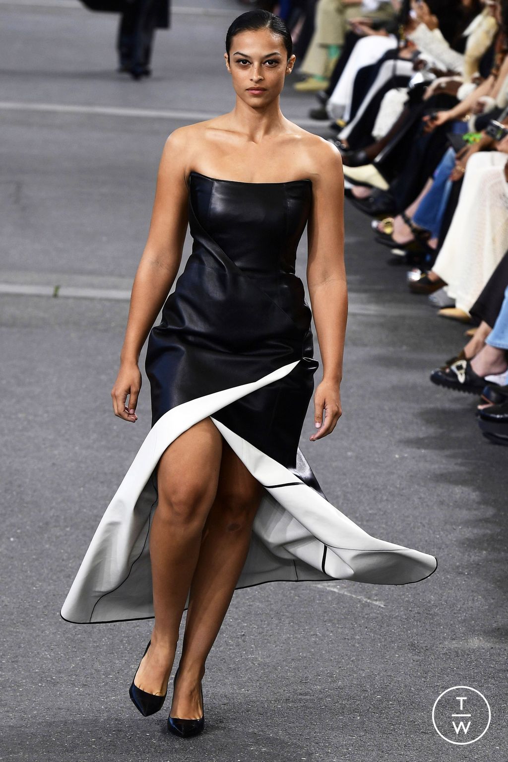 Fashion Week Paris Spring/Summer 2024 look 42 de la collection Chloé womenswear