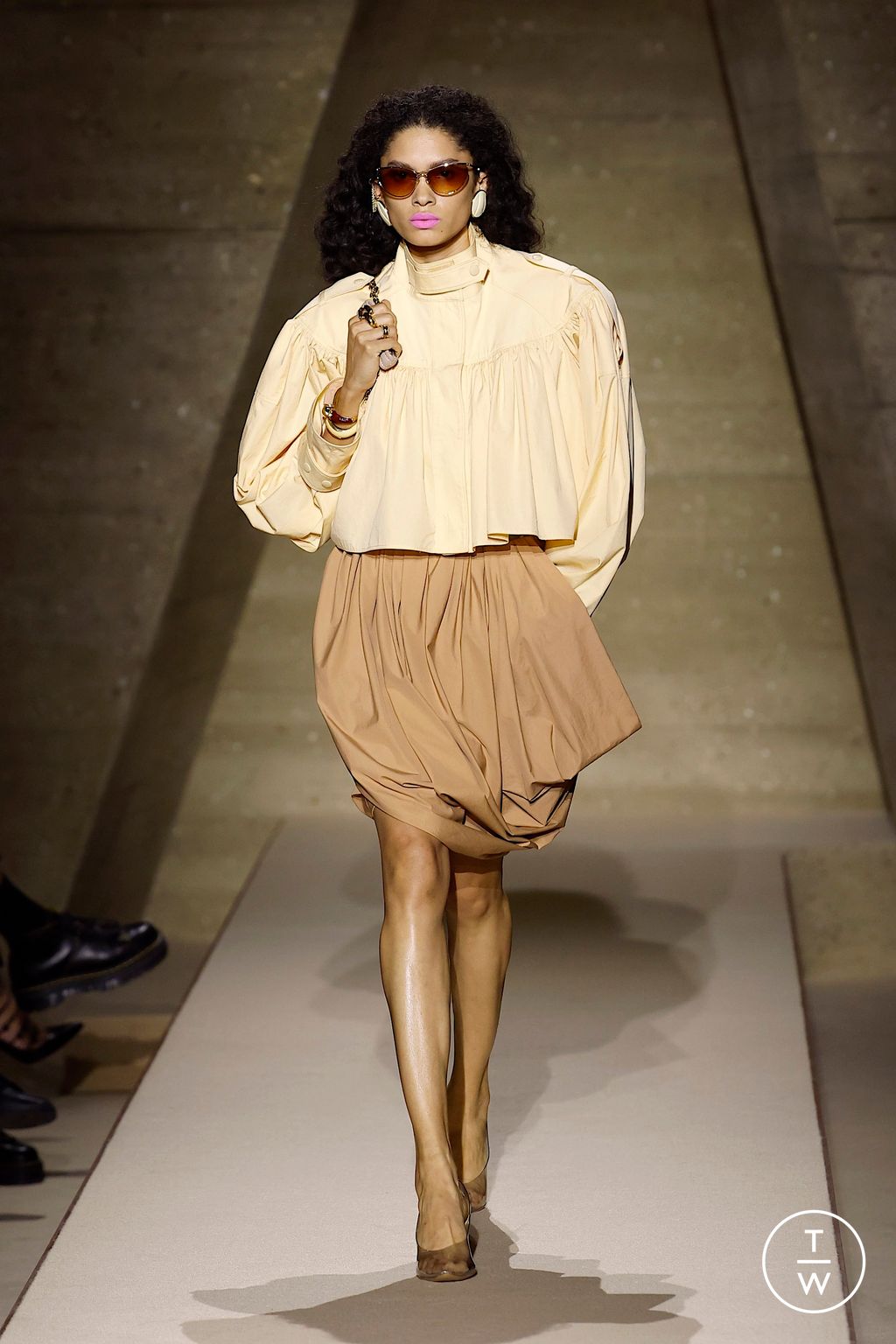 Fashion Week Paris Spring/Summer 2026 look 25 from the Chloé collection womenswear