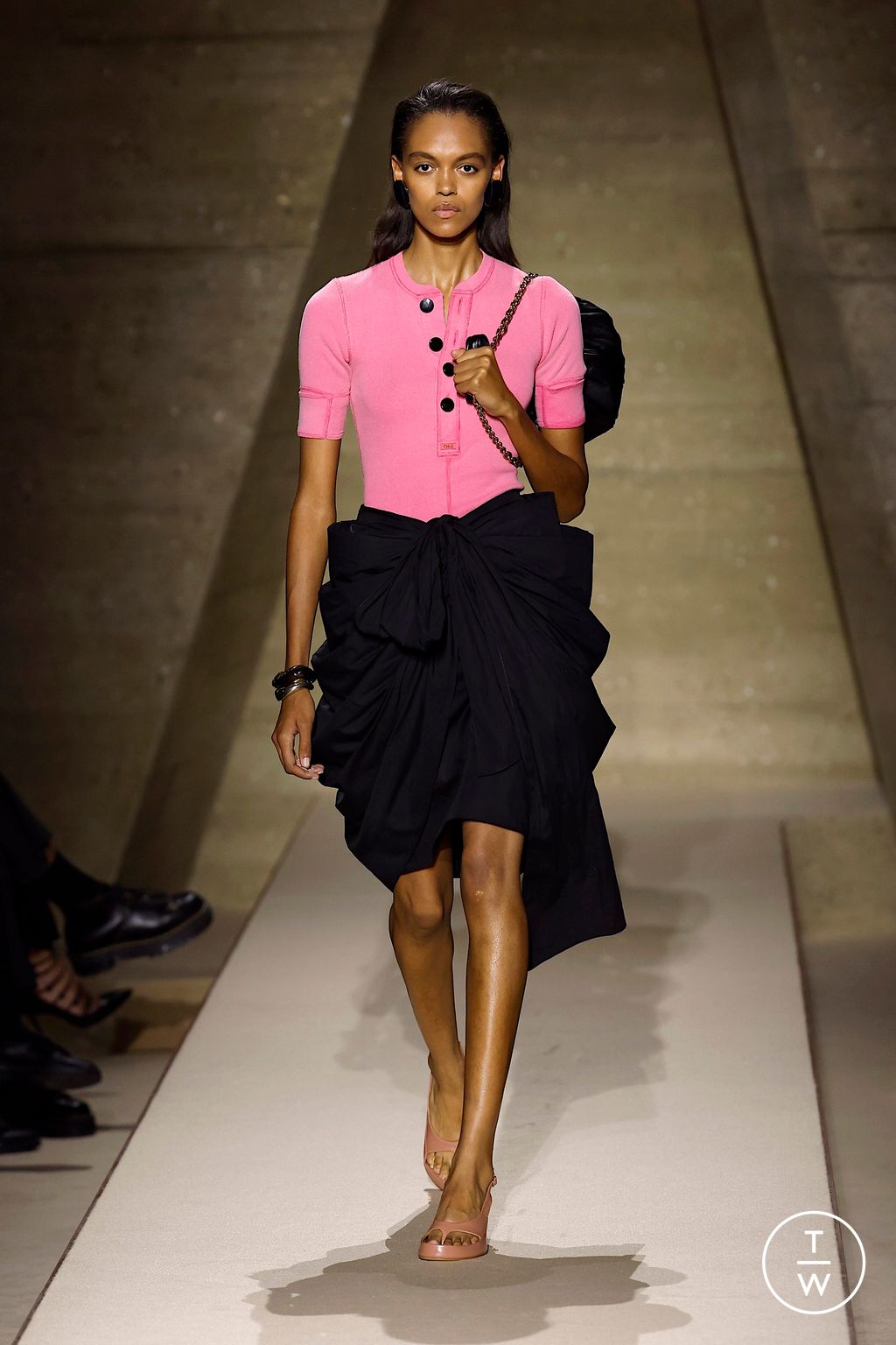 Fashion Week Paris Spring/Summer 2026 look 45 from the Chloé collection womenswear