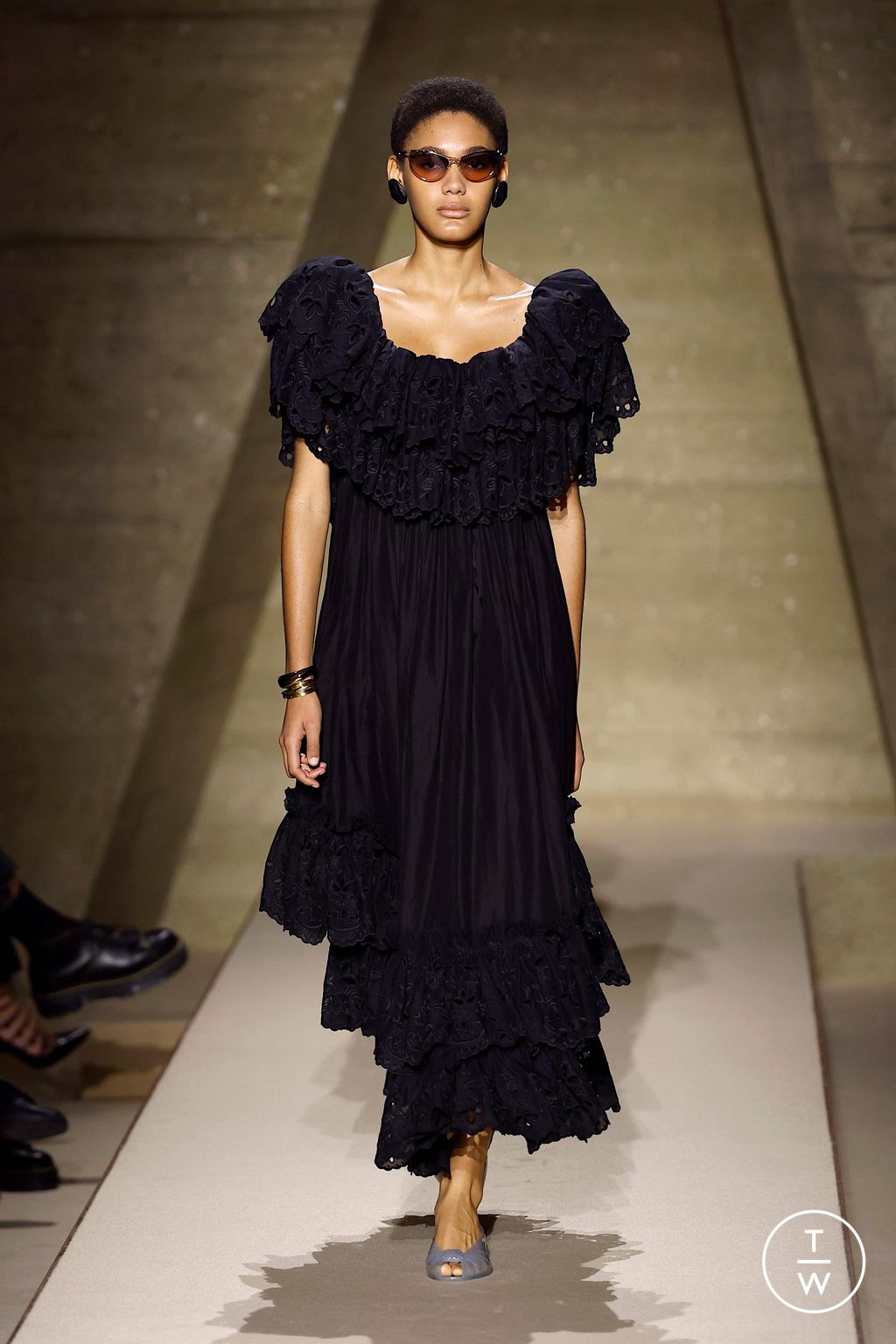 Fashion Week Paris Spring/Summer 2026 look 54 from the Chloé collection womenswear