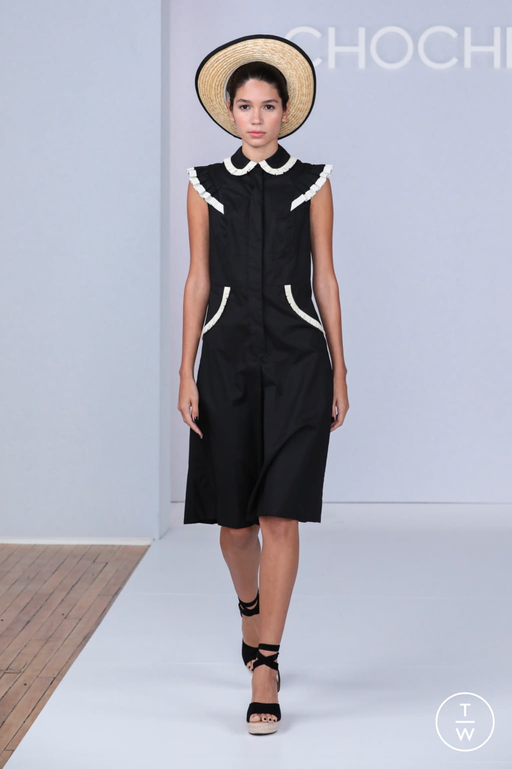 Fashion Week New York Spring/Summer 2021 look 5 from the Chocheng collection womenswear