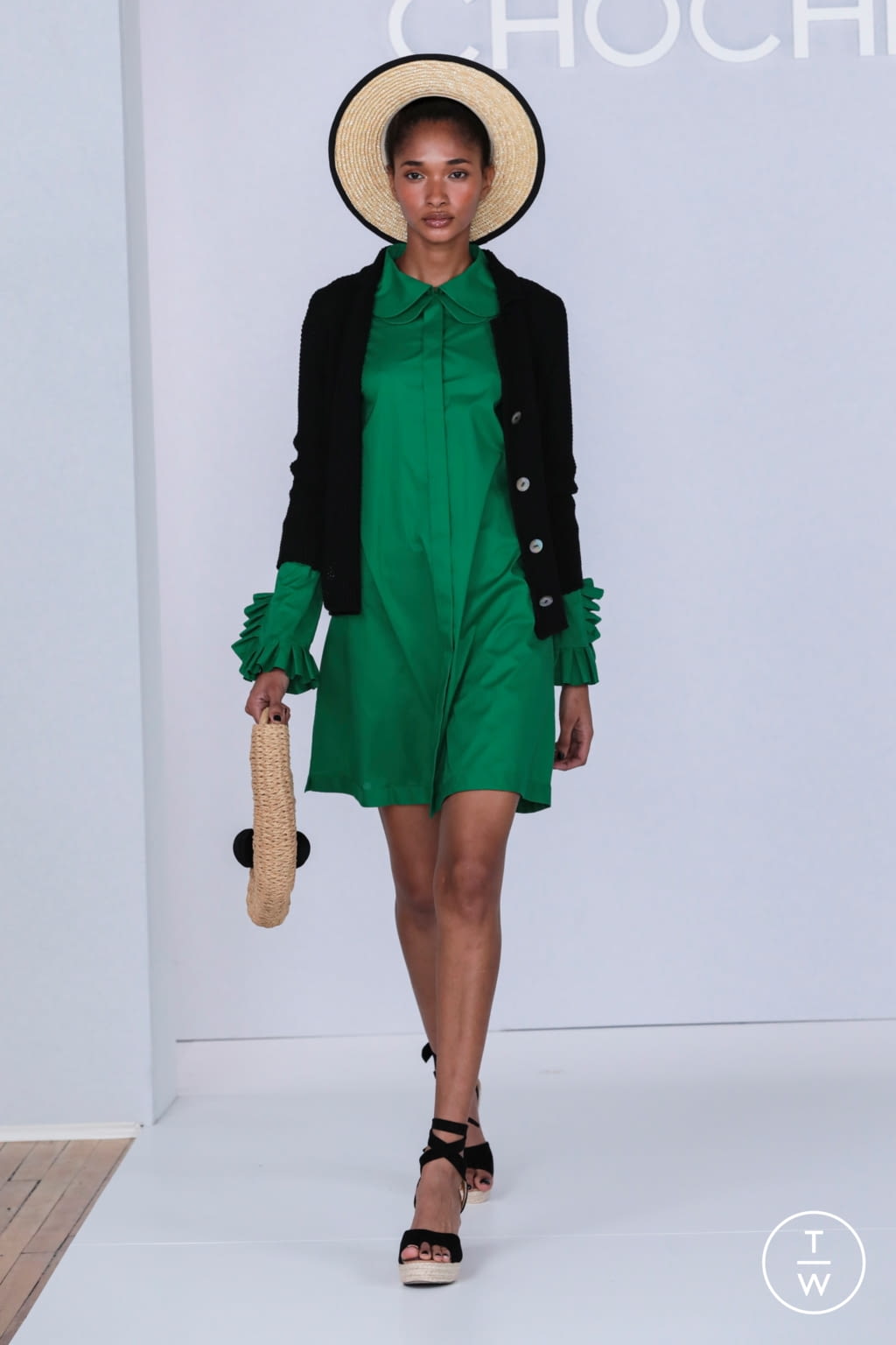 Fashion Week New York Spring/Summer 2021 look 19 from the Chocheng collection womenswear