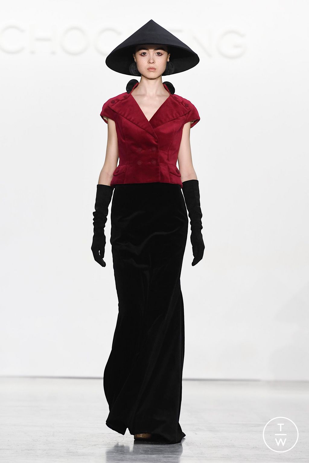 Fashion Week New York Fall/Winter 2023 look 27 from the Chocheng collection 女装