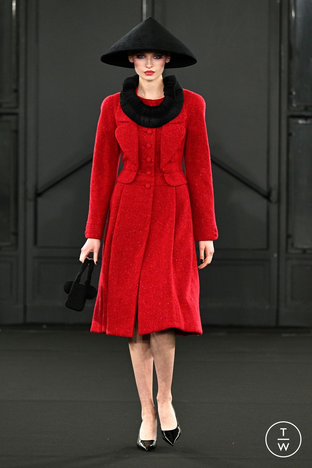 Fashion Week Paris Fall/Winter 2024 look 32 from the Chocheng collection womenswear