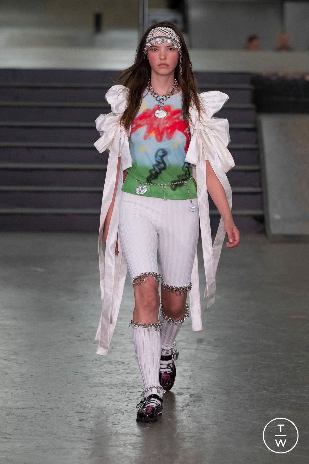 Fashion Week London Spring/Summer 2024 look 32 from the Chopova Lowena collection 女装